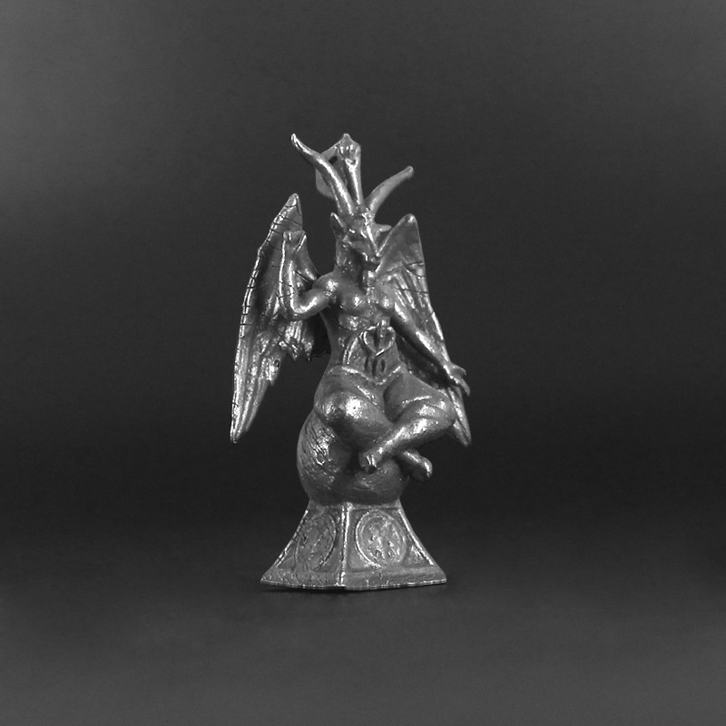 Retro Statuetka Kozy Miedziana – Retro Gaming Decor recenzja i cena